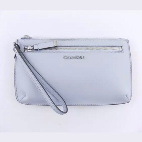 Calvin Klein Large Wristlet - Picture 1 of 1